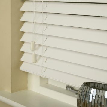 50mm Wood Essence Venetian Blind Mirage Parchment