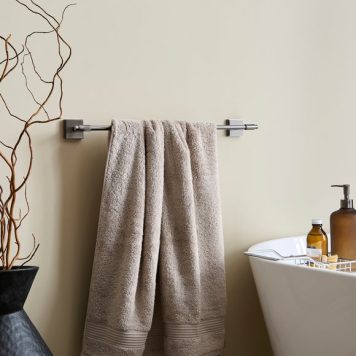 Hotel Black Chrome Towel Rail